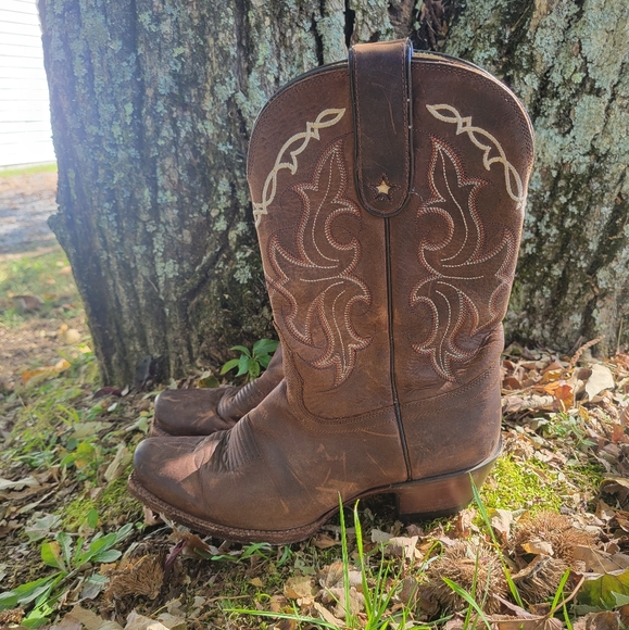 Tony Lama Boots - Picture 2 of 6